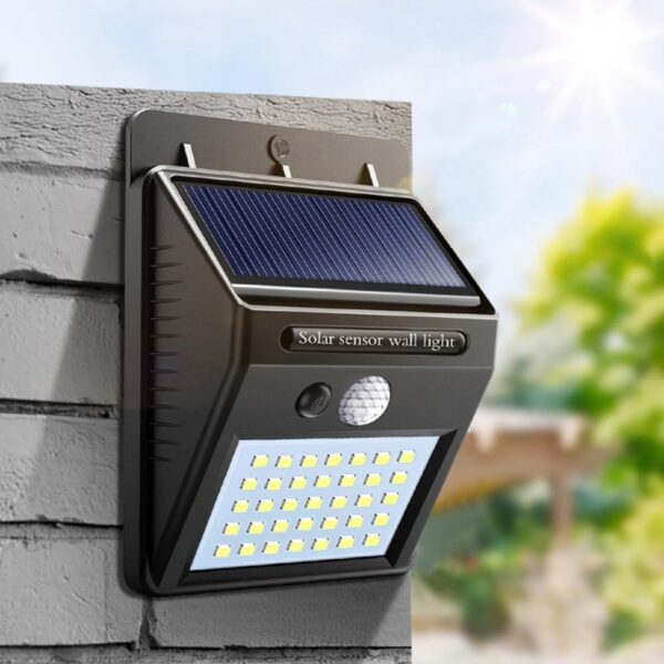 Solarni LED Reflektor sa Senzorom Pokreta