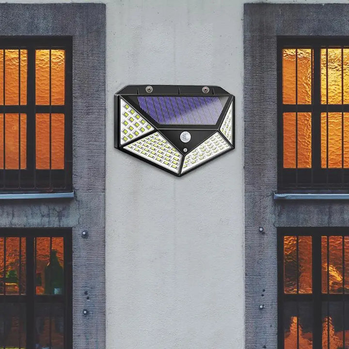 Solarne lampe za terasu